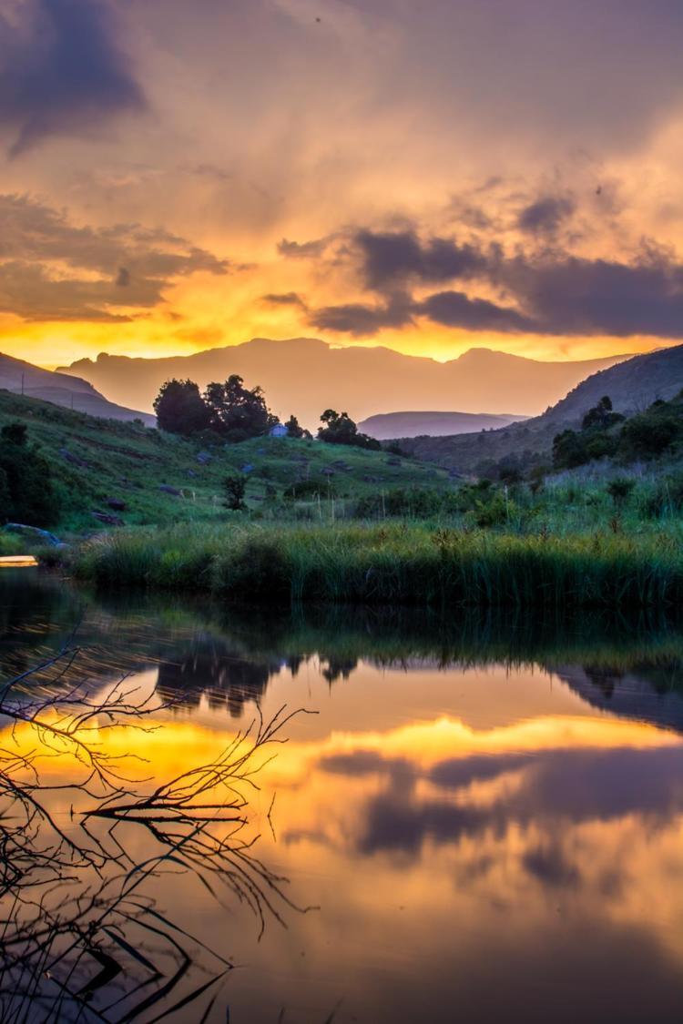 Lolambazo Country House & Cottage - Giants Castle Drakensberg Mahlutshini Room photo